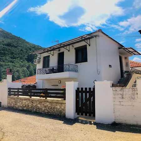 Holiday home Anastasia's House Kallirakhi